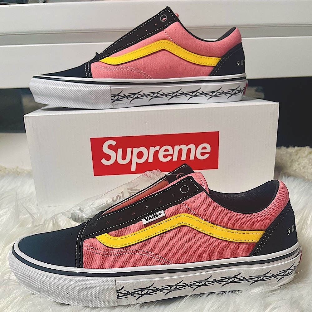 NEW VANS‎ Old Skool Skate x Supreme Barb wired